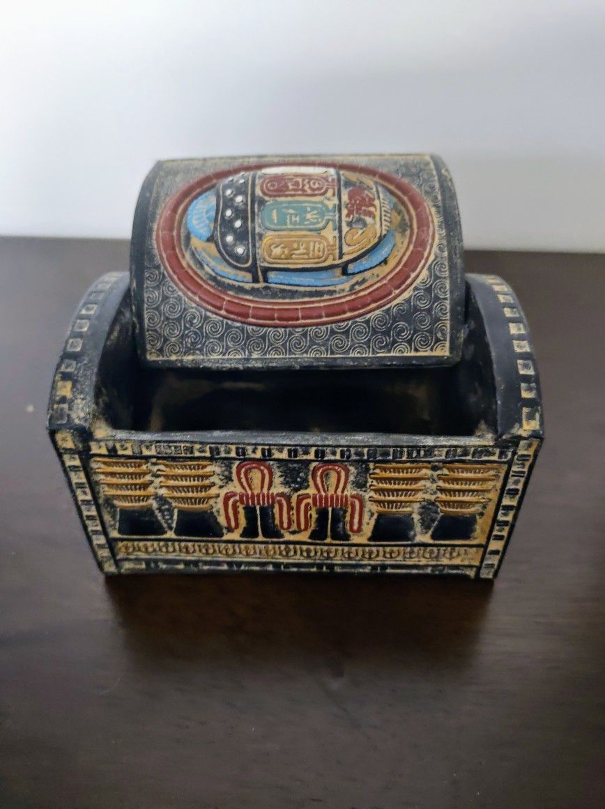 Egyptian Scarab Jewelry Box – Handmade Luxe Treasure from Egypt