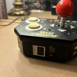 Jakks Pacific Space Invaders Retro Arcade plug-and-play TV game system