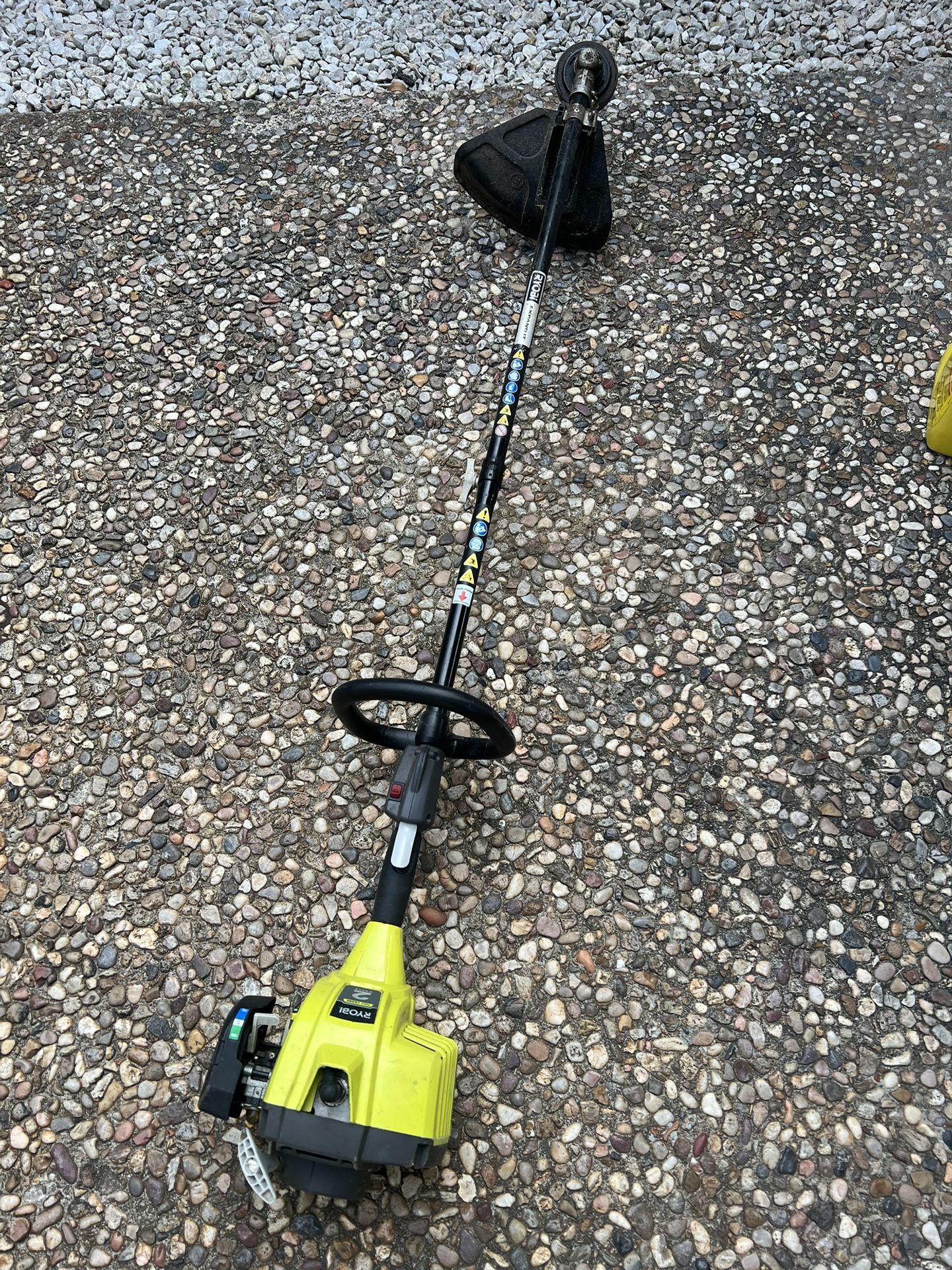 Ryobi 2-cycle gas string trimmer
