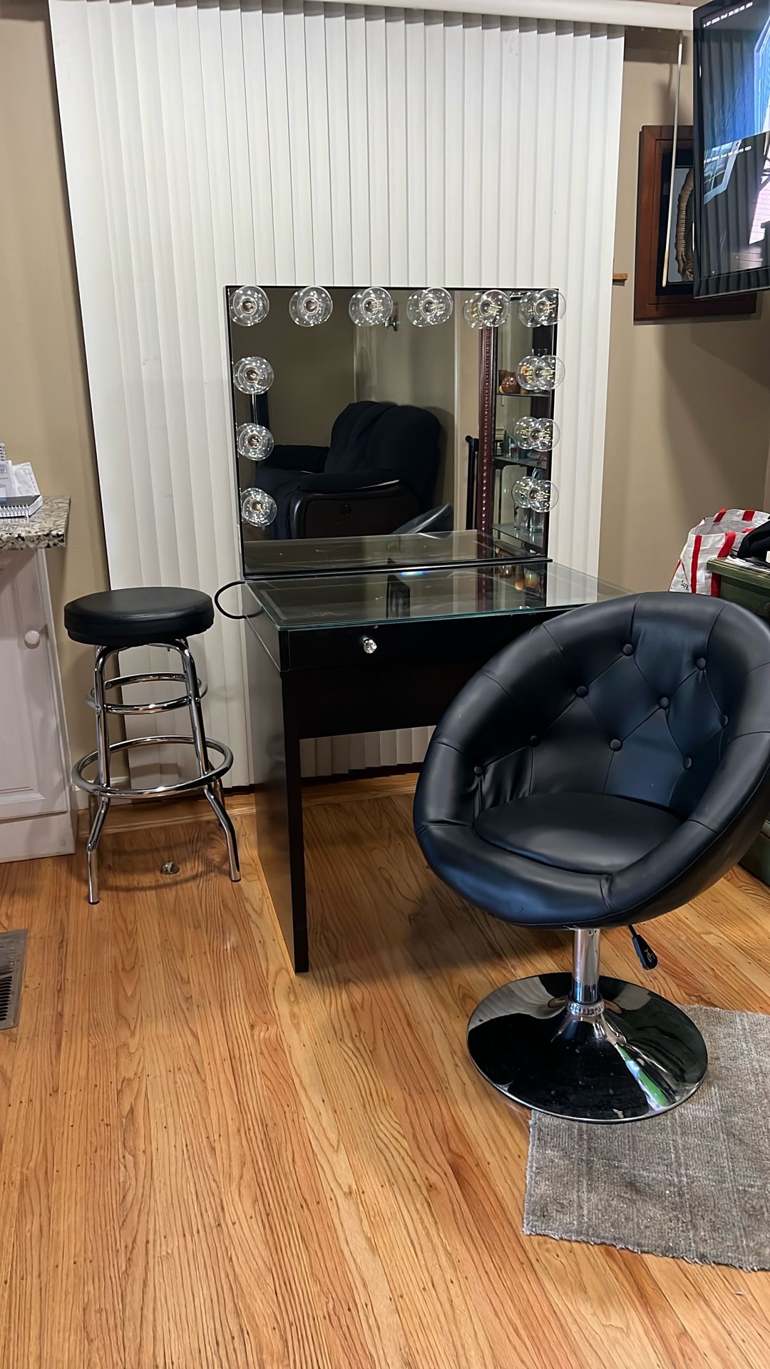 Vanity With lights
