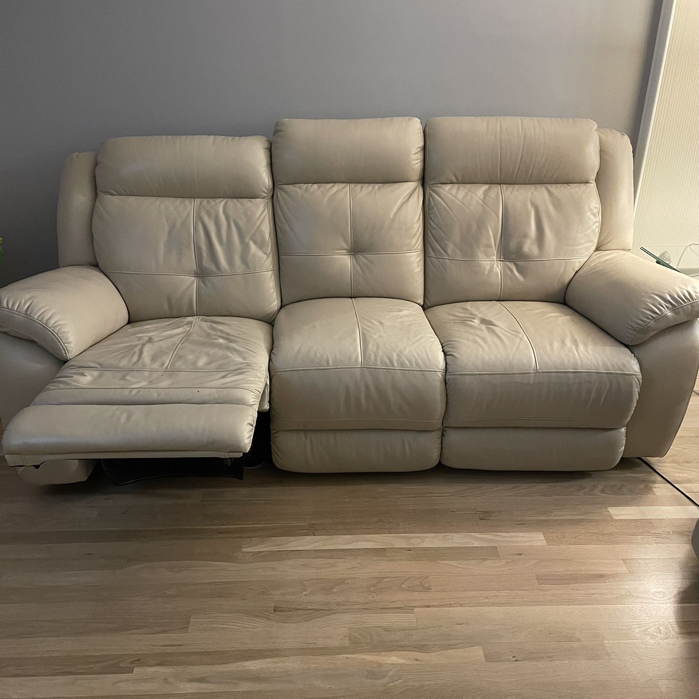 3 Seat Power Sofa Recliner 