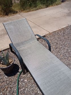 Lounge chair