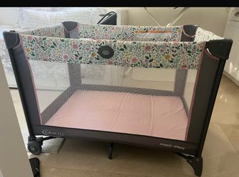 Gracco pack and play portable crib
