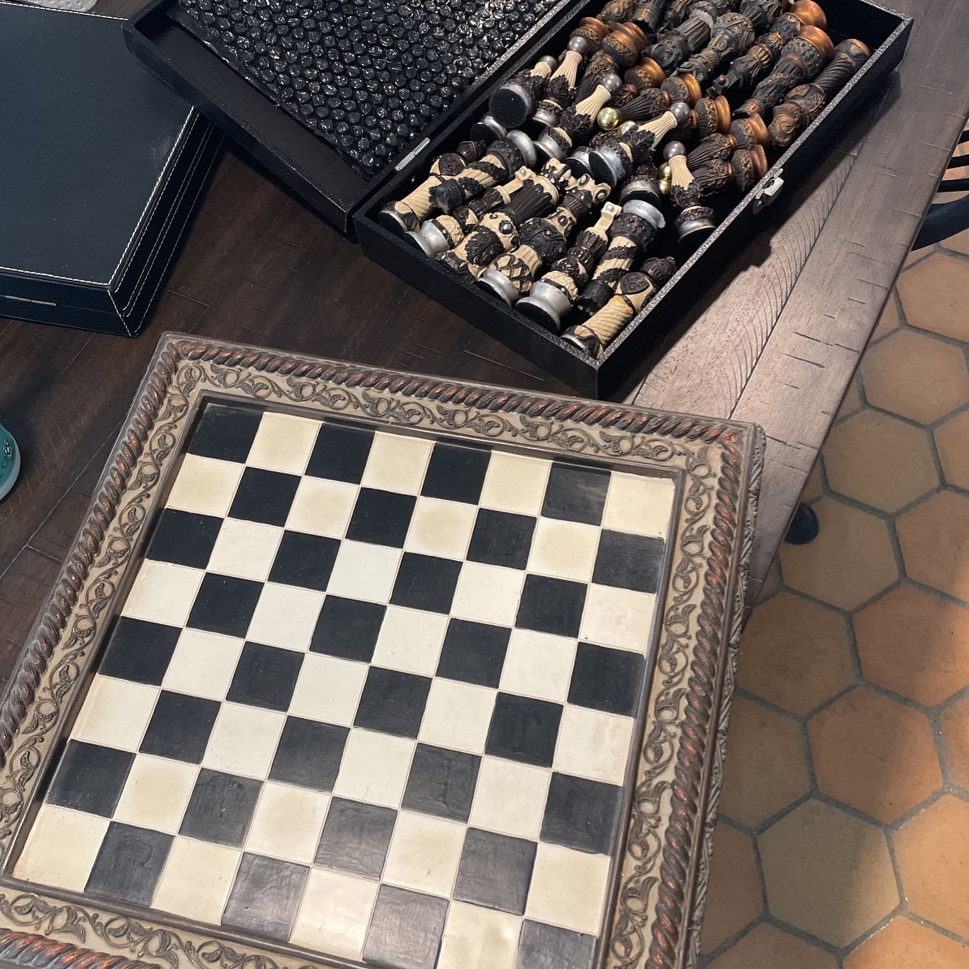 ♟ Chess Board