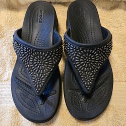 Dual Crocs Comfort Sandals