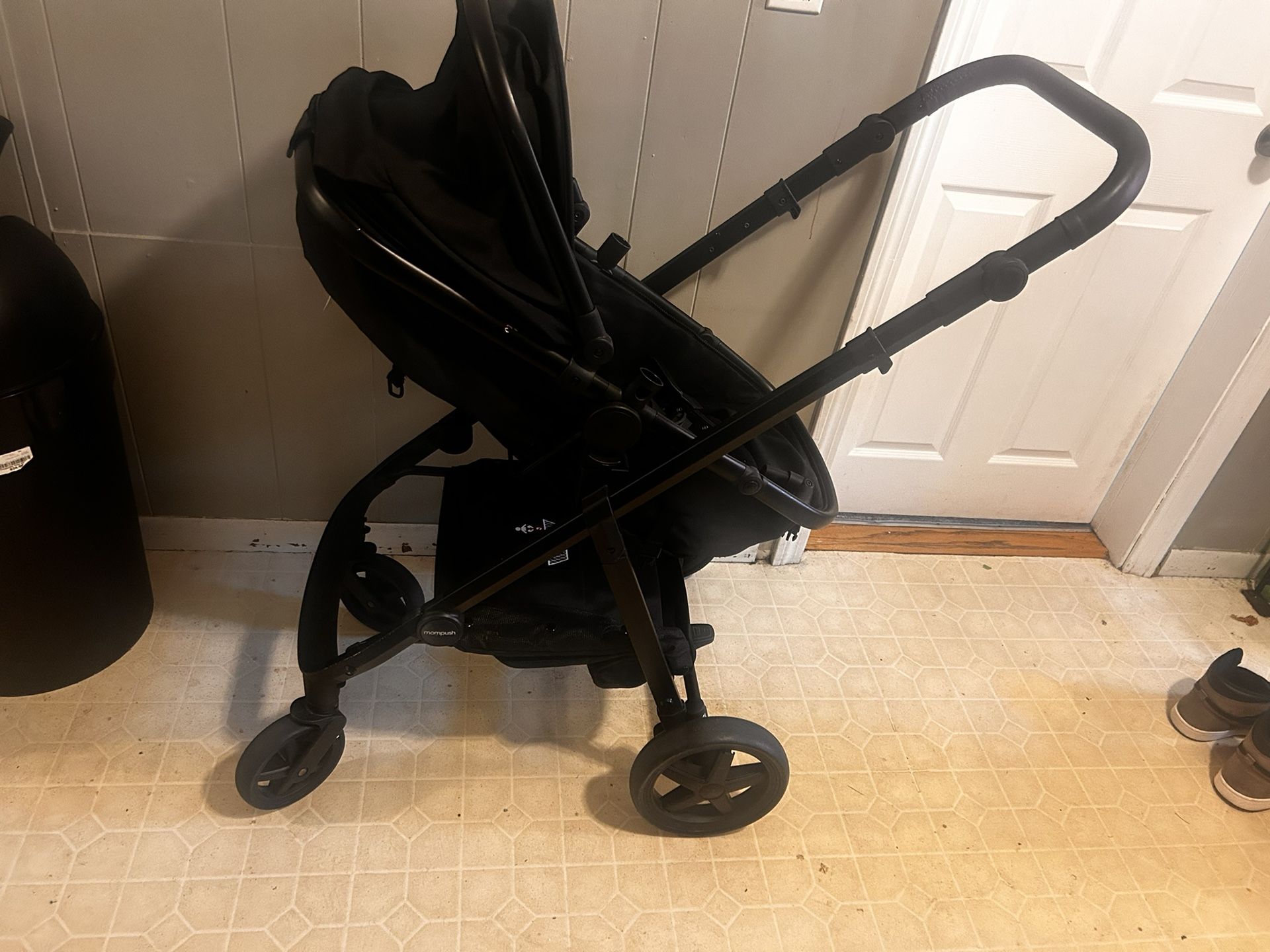 Mompush Stroller