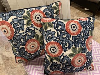 Accent pillows