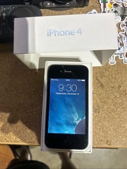 Apple iPhone 4 16GB Black iOS 3.5in GSM Unlocked w/ Box & External Charger Case