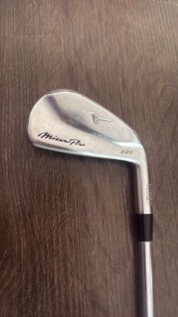 Mizuno Pro 225 2 iron