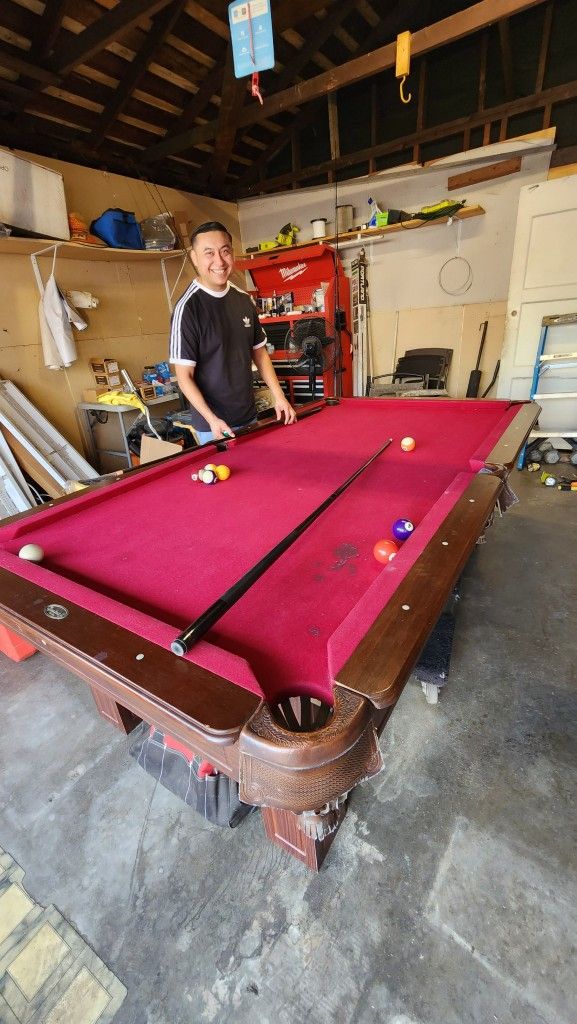 Pool/Billiards Table 