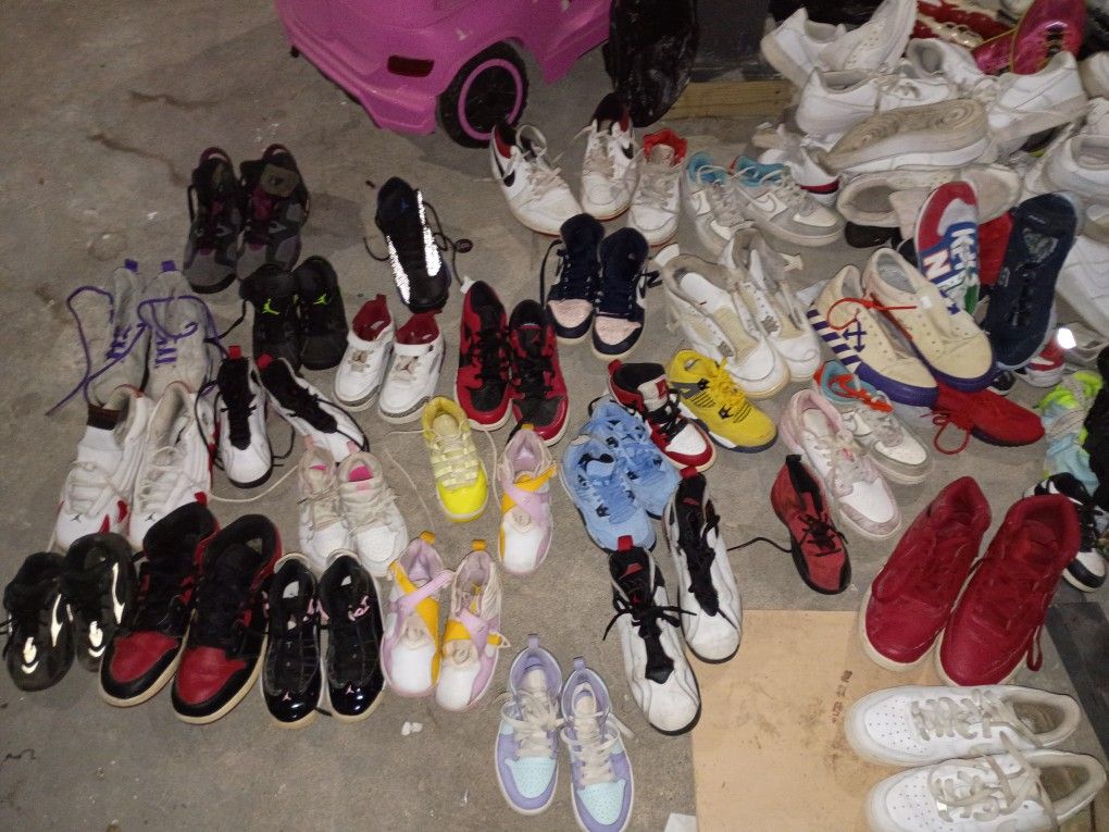 20 Pairs Jordans
