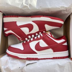 Nike Dunk Low USC (Size 9.5, 10, 10.5, 11, 12)