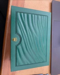 GREEN BOX