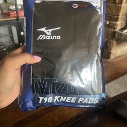 Mizuno T10 Knee Pads (Never Opened )