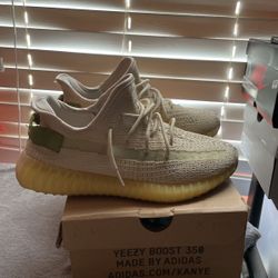 yeezy 350 flax SIZE 8.5 MENS