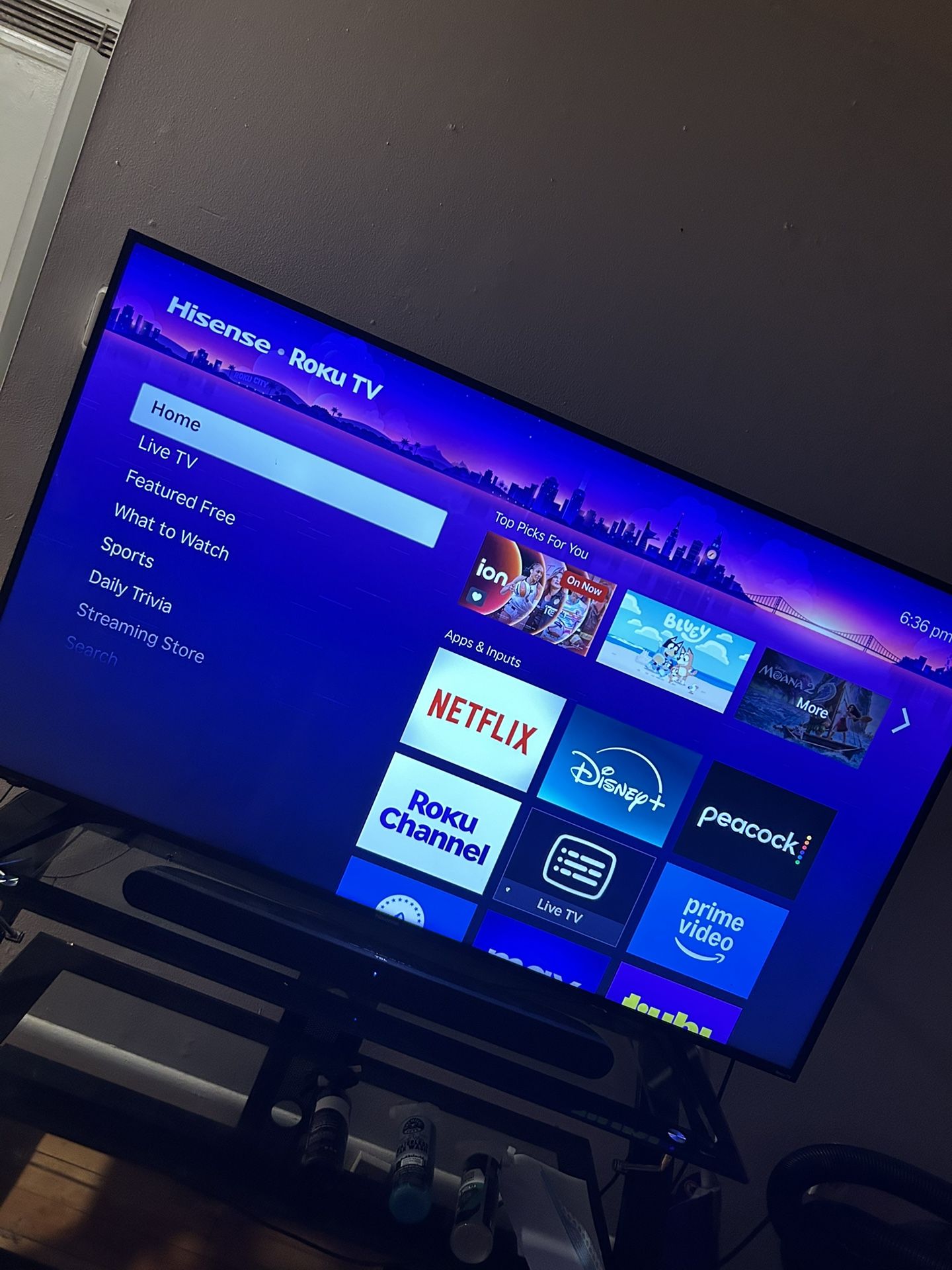 65 “ Roku Tv