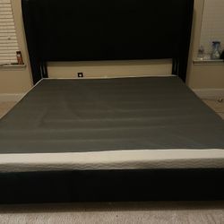 KING BED FRAME 