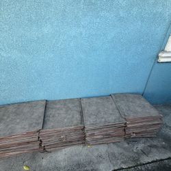 FREE 18x18 Free ceramic floor tiles. y /Taupe Floor Tile – Must Pick Up