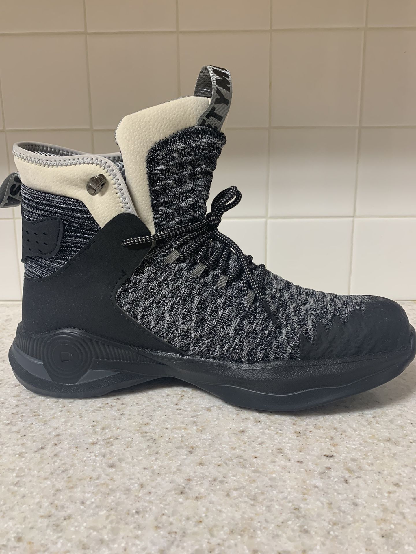 SYLPHID STEEL TOE BOOTS MEN SAFETY SHOES FOR WOMEN WORK SNEAKERS SLIP RESISTANT … Size 12 Men