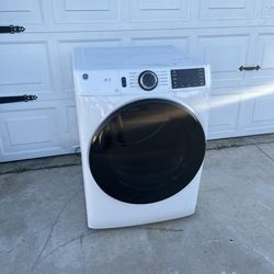 G.E Gas Dryer XXL Capacity