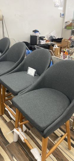 Counter Height Chairs / Bar chairs