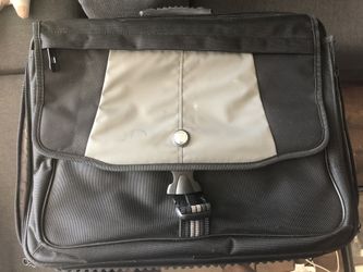 Targus laptop bag 19 inch