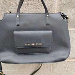 Tommy  Hilfiger 