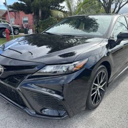 2025 Toyota Camrry LX 