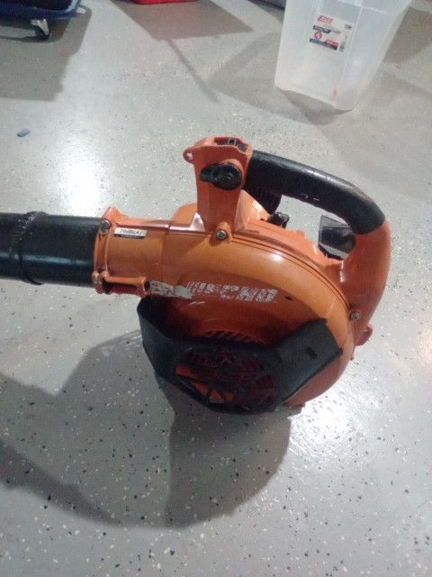 ECHO GAS LEAF BLOWER