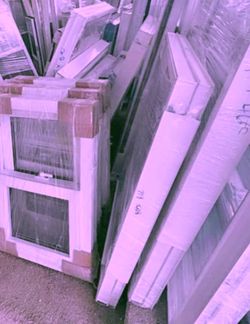 White Vinyl Windows – Lot of Several Units