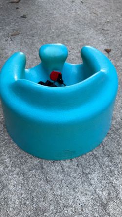Baby seat with seat belt