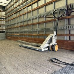 Manual Pallet Jack Crown 