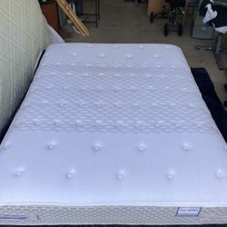 Queen Mattress 