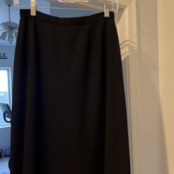 Simple Black Pencil Skirt 