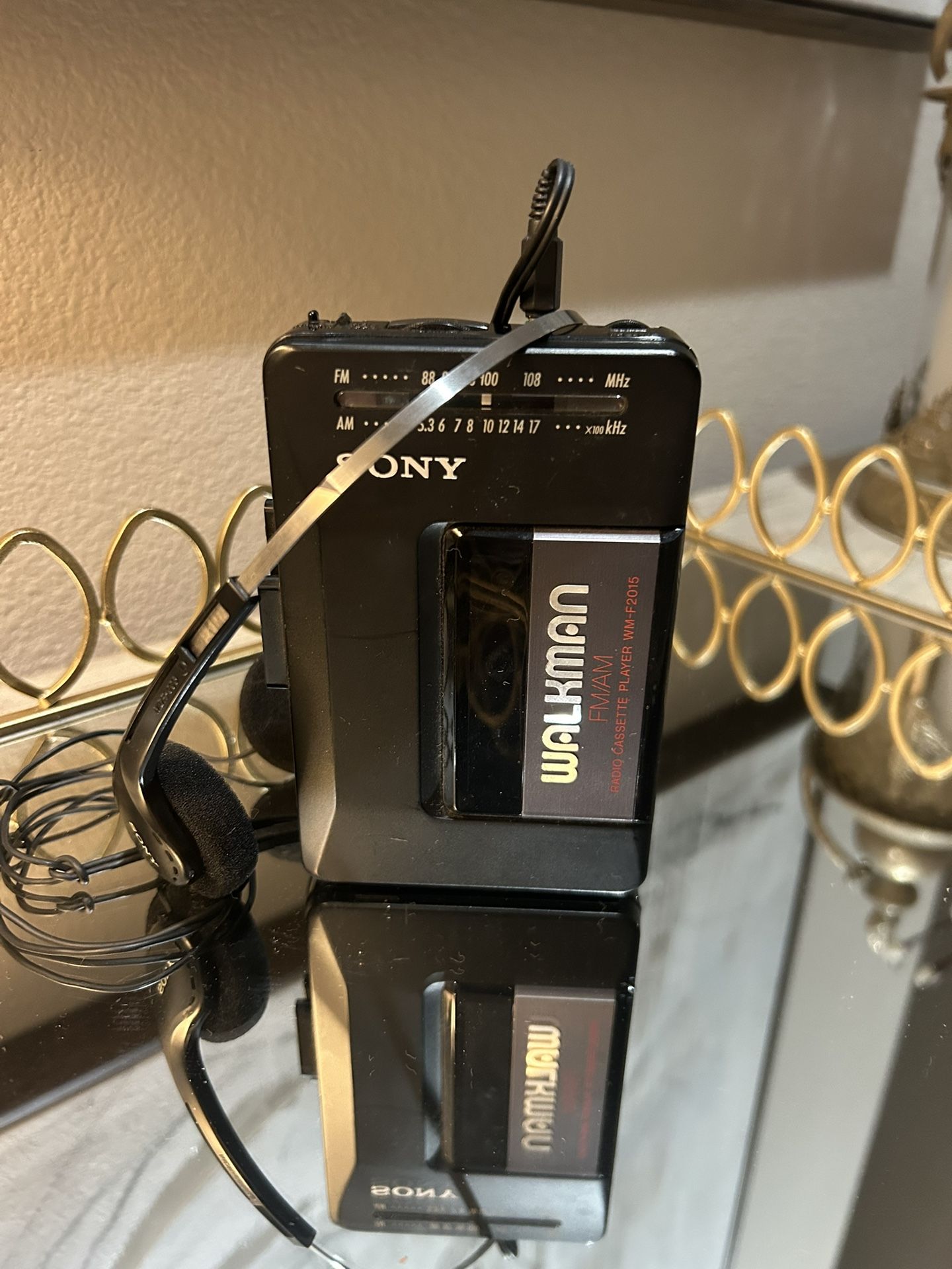 SONY WALKMAN RADIO AND CASSETTE PLAYER