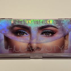 Huda Beauty Mercury Retrograde Eyeshadow Palette