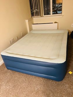 Queen Air Mattress with internal pump