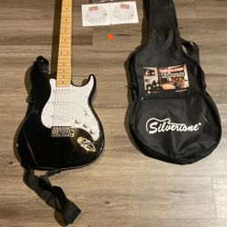 Silvertone SS11 Electric Guitar Black Starting Set