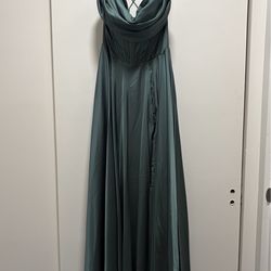 Formal Dress/Gown