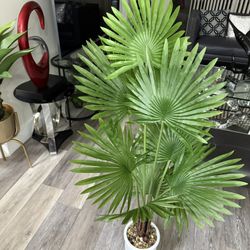 Pretty Artificial Plant 50 Inches With White Planter Inside Stone! Brand New 