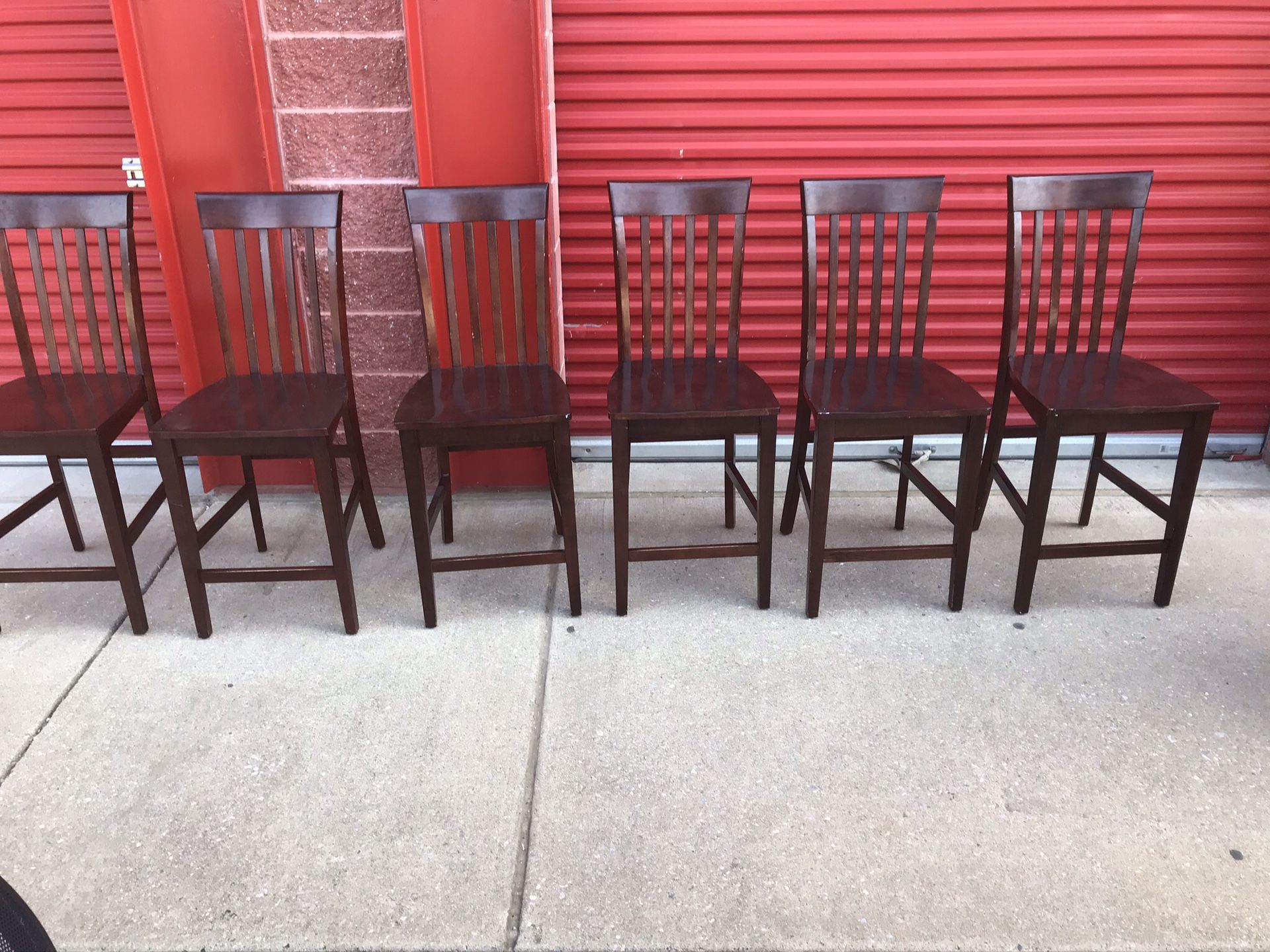 6 high chairs