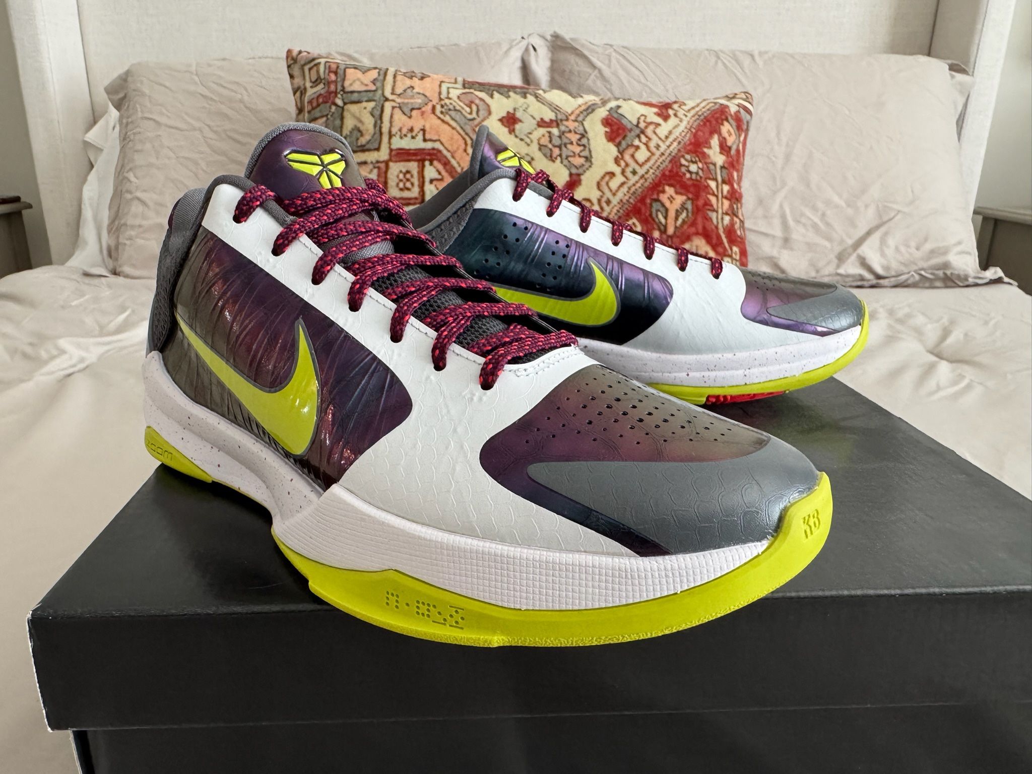 Nike Kobe V 5 Chaos Protro GL/H12 Batch Men Size 9