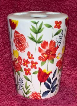 Garden Delight Multicolor Floral Ceramic Toothbrush Holder 4” x 3” NEW!
