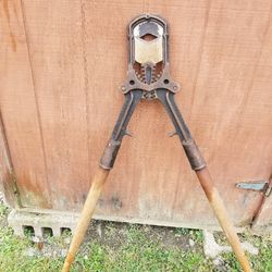 Cattle horn loppers