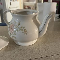  Vintage Tea Pot