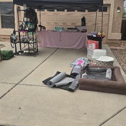 Yard Sale 