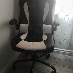 Gaming Chair Black And White