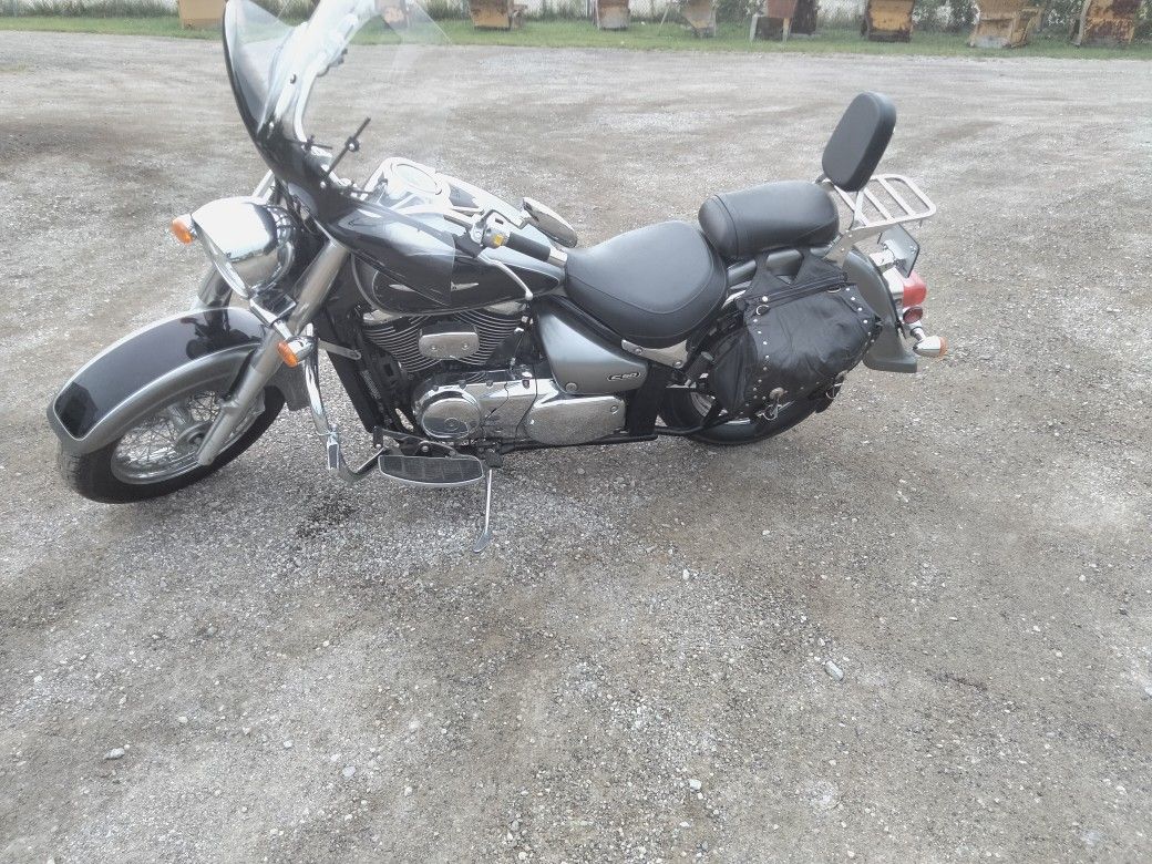 06 Suzuki C-50 Boulevard 