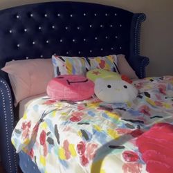 BLUE VELVET bed 💙💙 TALL CRYSTAL HEADBOARD 💙💙 