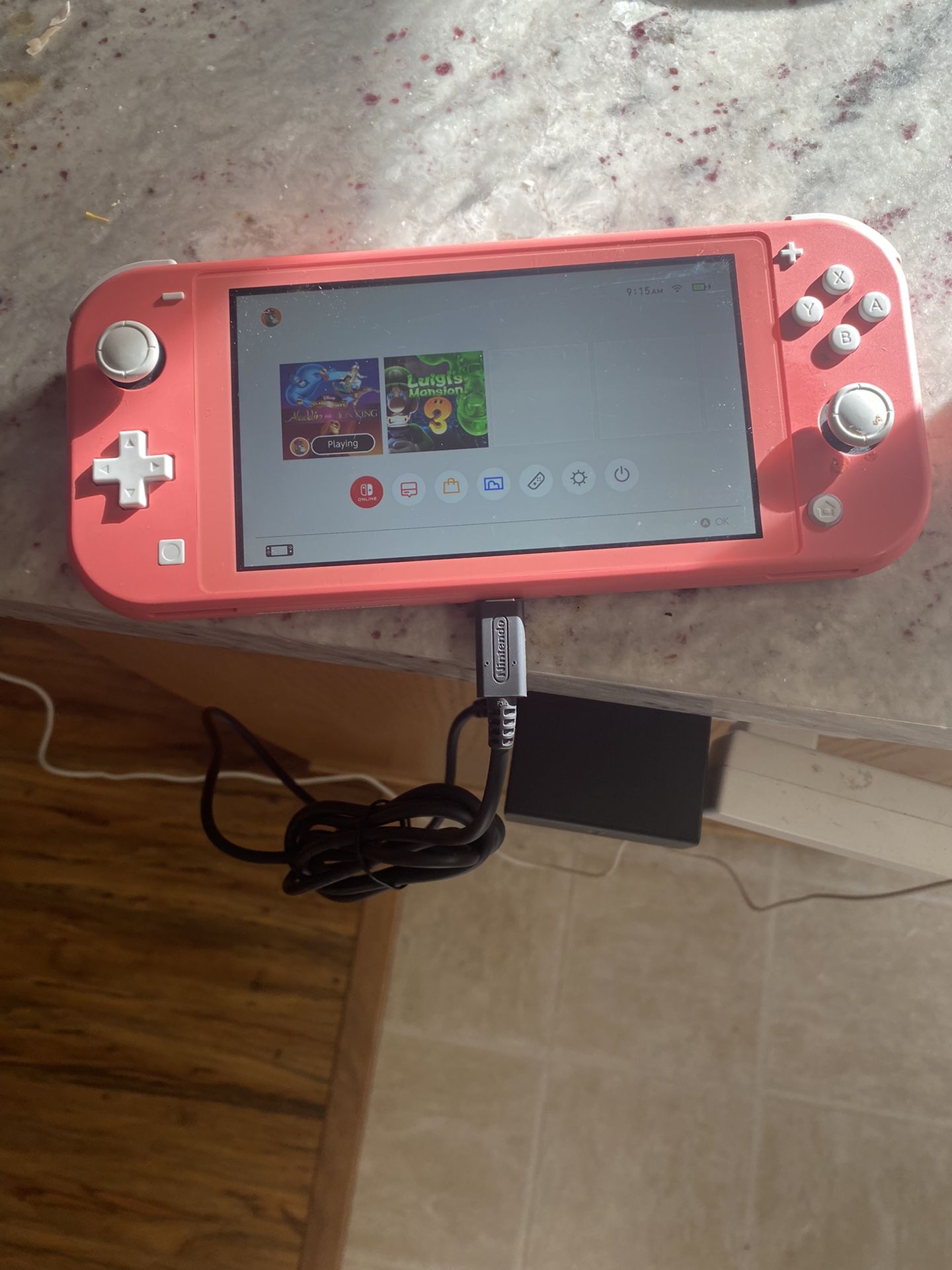 Nintendo Switch And 2 Games Luigi Mansion Aladdin 